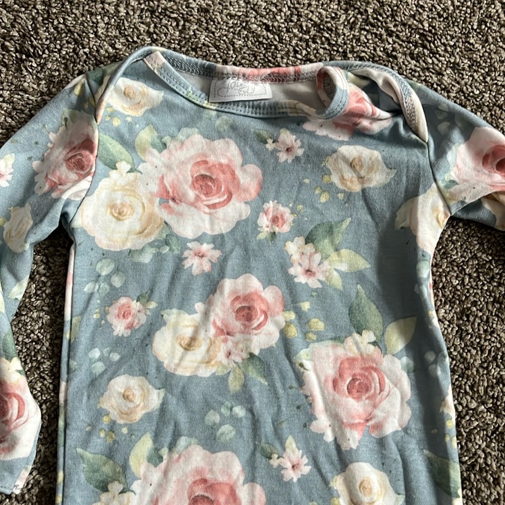 Beautiful newborn wrap
